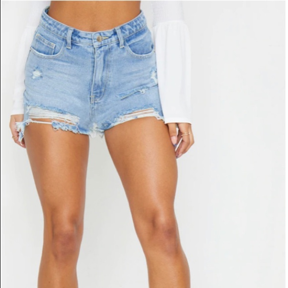 PRETTYLITTLETHING Light Blue Wash Ripped Denim Shorts